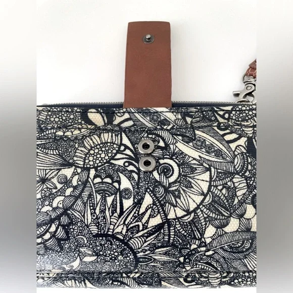 Sakroots Wristlet Wallet - Picture 7 of 12